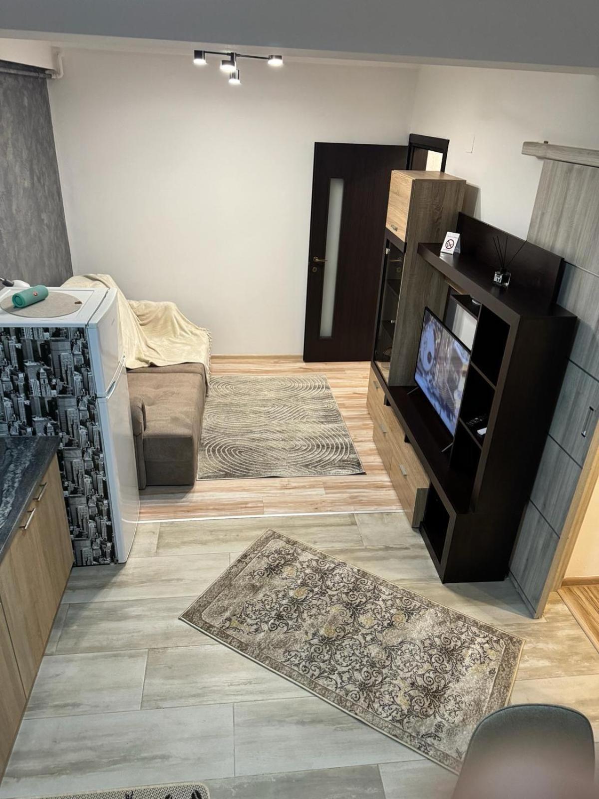 Luxury Young Residence Iasi Ngoại thất bức ảnh